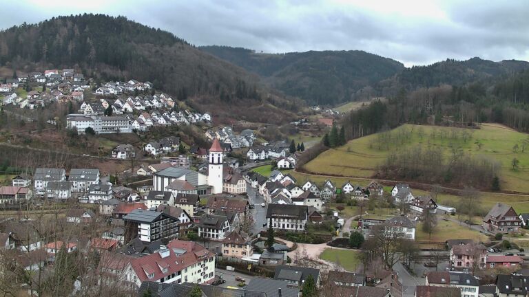 Dieses Bild zeigt eine Webcam-Aufnahme von Ottenhöfen, aufgenommen am Dienstag, den 10.02.2026 um 09:30 Uhr