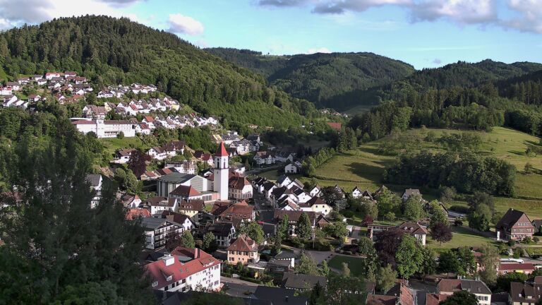 Dieses Bild zeigt eine Webcam-Aufnahme von Ottenhöfen, aufgenommen am Mittwoch, den 03.06.2026 um 19:40 Uhr