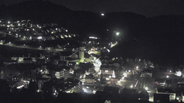 Dieses Bild zeigt eine Webcam-Aufnahme von Ottenhöfen, aufgenommen am Mittwoch, den 17.12.2025 um 05:30 Uhr