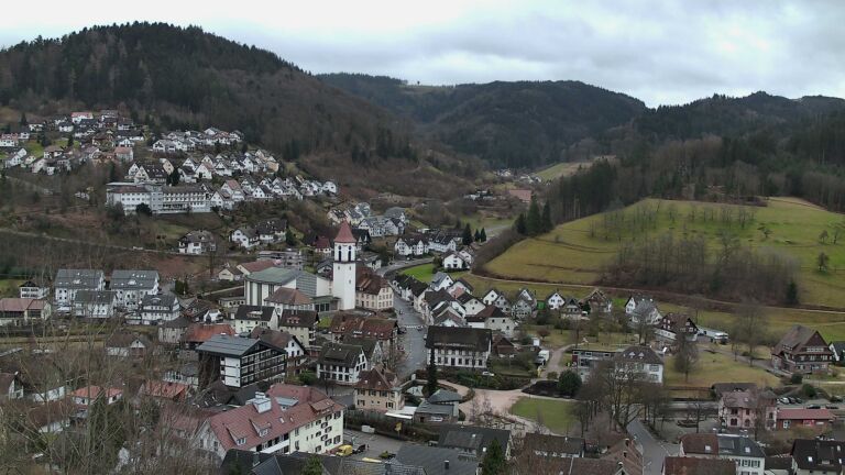 Dieses Bild zeigt eine Webcam-Aufnahme von Ottenhöfen, aufgenommen am Dienstag, den 10.02.2026 um 12:40 Uhr