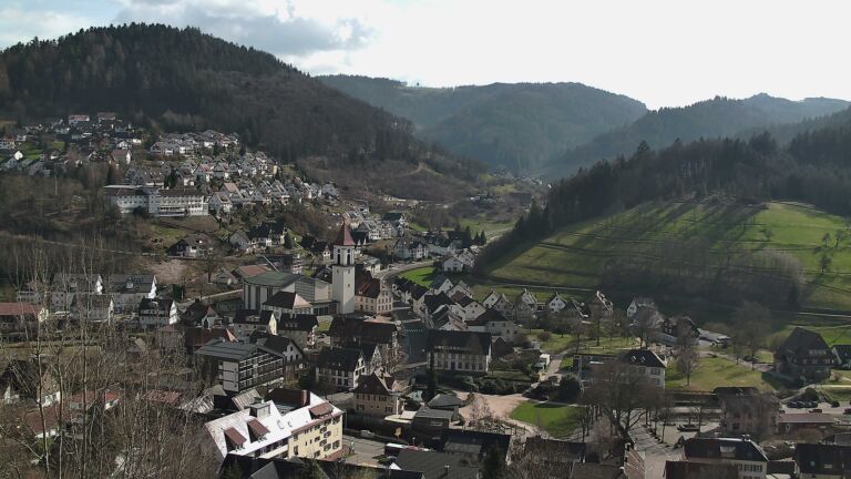 Dieses Bild zeigt eine Webcam-Aufnahme von Ottenhöfen, aufgenommen am Dienstag, den 03.03.2026 um 14:20 Uhr