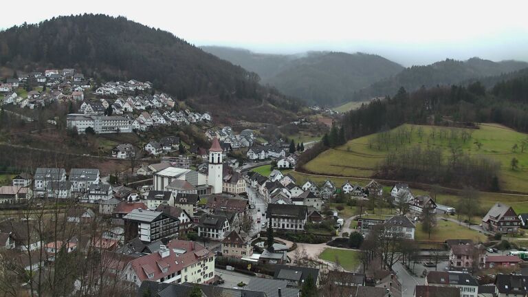 Dieses Bild zeigt eine Webcam-Aufnahme von Ottenhöfen, aufgenommen am Freitag, den 13.02.2026 um 09:00 Uhr