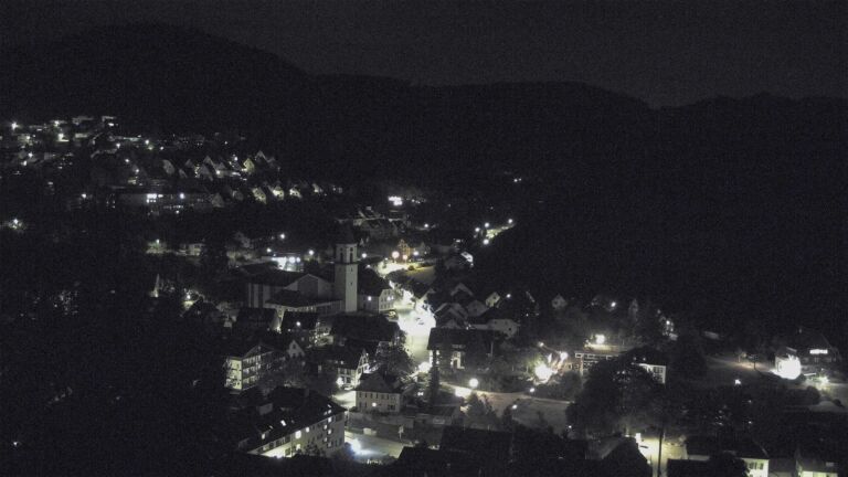 Dieses Bild zeigt eine Webcam-Aufnahme von Ottenhöfen, aufgenommen am Samstag, den 08.08.2026 um 23:30 Uhr
