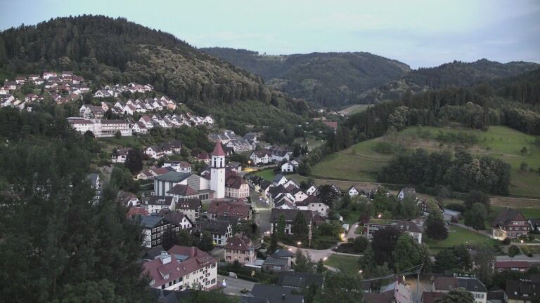Dieses Bild zeigt eine Webcam-Aufnahme von Ottenhöfen, aufgenommen am Dienstag, den 23.06.2026 um 22:00 Uhr