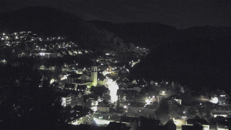 Dieses Bild zeigt eine Webcam-Aufnahme von Ottenhöfen, aufgenommen am Dienstag, den 06.10.2026 um 20:20 Uhr
