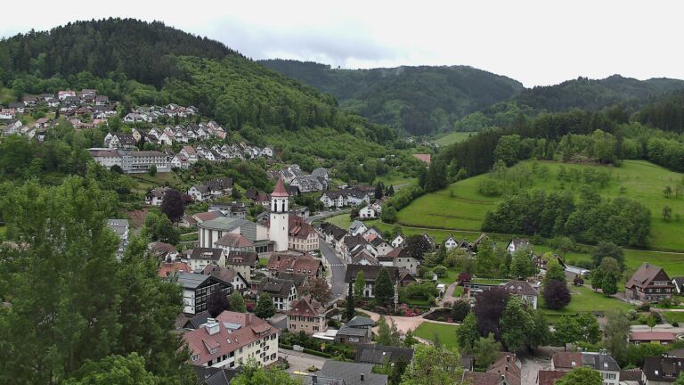 Dieses Bild zeigt eine Webcam-Aufnahme von Ottenhöfen, aufgenommen am Donnerstag, den 14.05.2026 um 06:50 Uhr