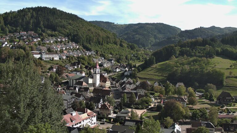 Dieses Bild zeigt eine Webcam-Aufnahme von Ottenhöfen, aufgenommen am Mittwoch, den 23.09.2026 um 16:00 Uhr