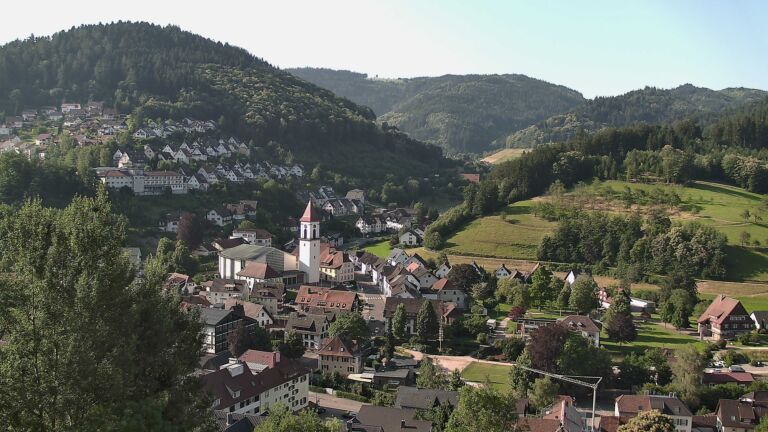 Dieses Bild zeigt eine Webcam-Aufnahme von Ottenhöfen, aufgenommen am Dienstag, den 23.06.2026 um 08:30 Uhr