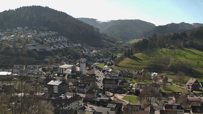 Dieses Bild zeigt eine Webcam-Aufnahme von Ottenhöfen, aufgenommen am Donnerstag, den 02.04.2026 um 11:00 Uhr