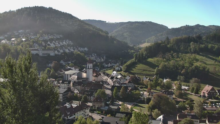 Dieses Bild zeigt eine Webcam-Aufnahme von Ottenhöfen, aufgenommen am Samstag, den 26.09.2026 um 10:10 Uhr