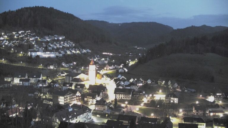 Dieses Bild zeigt eine Webcam-Aufnahme von Ottenhöfen, aufgenommen am Montag, den 09.03.2026 um 19:00 Uhr