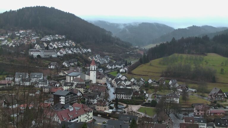 Dieses Bild zeigt eine Webcam-Aufnahme von Ottenhöfen, aufgenommen am Donnerstag, den 12.02.2026 um 16:50 Uhr