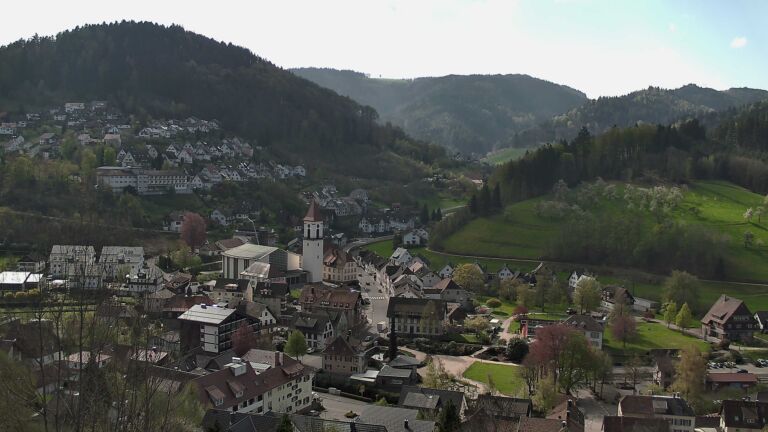 Dieses Bild zeigt eine Webcam-Aufnahme von Ottenhöfen, aufgenommen am Mittwoch, den 15.04.2026 um 11:00 Uhr