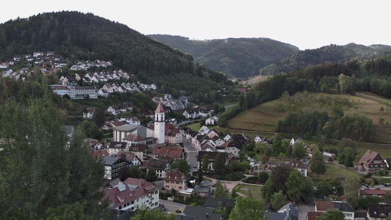 Dieses Bild zeigt eine Webcam-Aufnahme von Ottenhöfen, aufgenommen am Montag, den 31.08.2026 um 09:20 Uhr