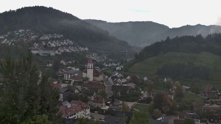 Dieses Bild zeigt eine Webcam-Aufnahme von Ottenhöfen, aufgenommen am Dienstag, den 20.10.2026 um 11:10 Uhr