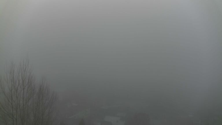 Dieses Bild zeigt eine Webcam-Aufnahme von Ottenhöfen, aufgenommen am Sonntag, den 28.12.2025 um 09:40 Uhr