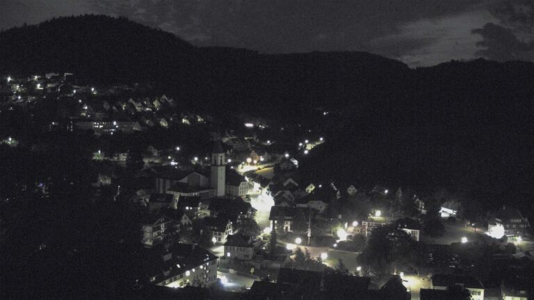 Dieses Bild zeigt eine Webcam-Aufnahme von Ottenhöfen, aufgenommen am Dienstag, den 02.06.2026 um 01:30 Uhr