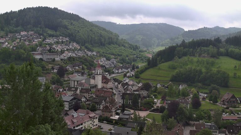 Dieses Bild zeigt eine Webcam-Aufnahme von Ottenhöfen, aufgenommen am Donnerstag, den 07.05.2026 um 12:50 Uhr