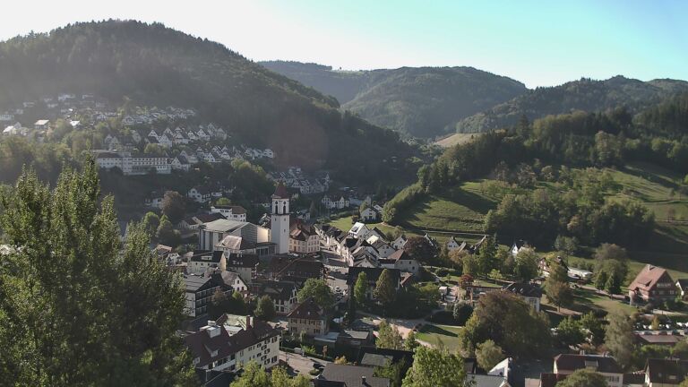 Dieses Bild zeigt eine Webcam-Aufnahme von Ottenhöfen, aufgenommen am Samstag, den 26.09.2026 um 10:00 Uhr