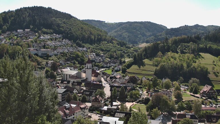 Dieses Bild zeigt eine Webcam-Aufnahme von Ottenhöfen, aufgenommen am Dienstag, den 15.09.2026 um 12:30 Uhr