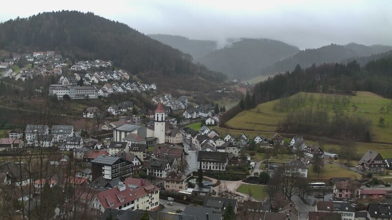 Dieses Bild zeigt eine Webcam-Aufnahme von Ottenhöfen, aufgenommen am Mittwoch, den 11.02.2026 um 13:10 Uhr