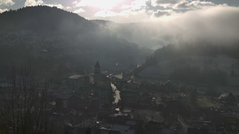 Dieses Bild zeigt eine Webcam-Aufnahme von Ottenhöfen, aufgenommen am Dienstag, den 30.12.2025 um 11:00 Uhr