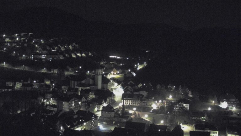 Dieses Bild zeigt eine Webcam-Aufnahme von Ottenhöfen, aufgenommen am Donnerstag, den 16.04.2026 um 01:00 Uhr