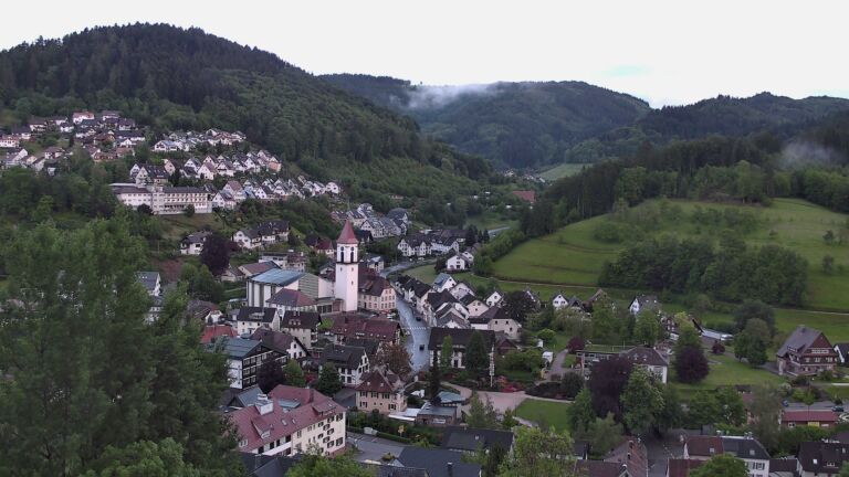 Dieses Bild zeigt eine Webcam-Aufnahme von Ottenhöfen, aufgenommen am Donnerstag, den 14.05.2026 um 20:40 Uhr