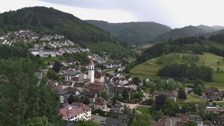 Dieses Bild zeigt eine Webcam-Aufnahme von Ottenhöfen, aufgenommen am Sonntag, den 31.05.2026 um 11:50 Uhr