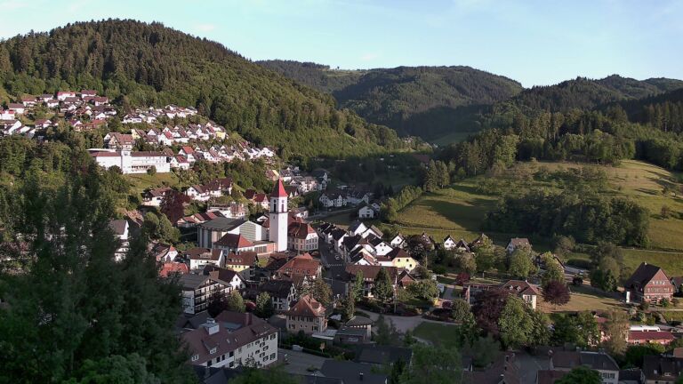 Dieses Bild zeigt eine Webcam-Aufnahme von Ottenhöfen, aufgenommen am Samstag, den 23.05.2026 um 20:00 Uhr