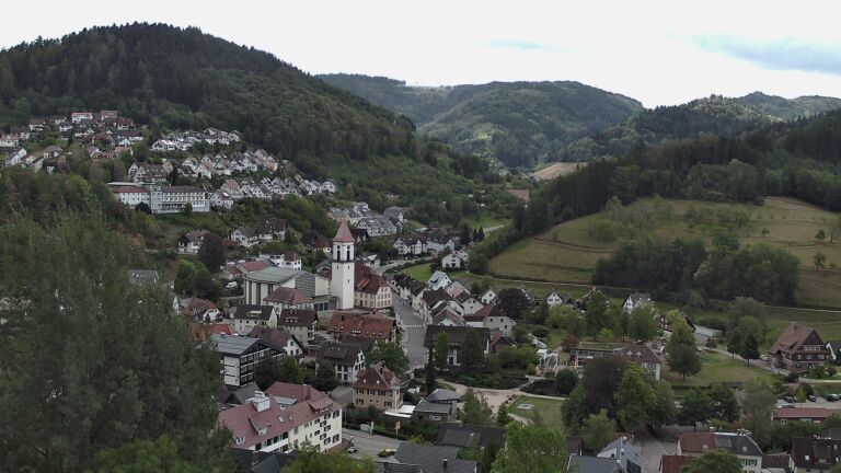 Dieses Bild zeigt eine Webcam-Aufnahme von Ottenhöfen, aufgenommen am Montag, den 31.08.2026 um 11:20 Uhr