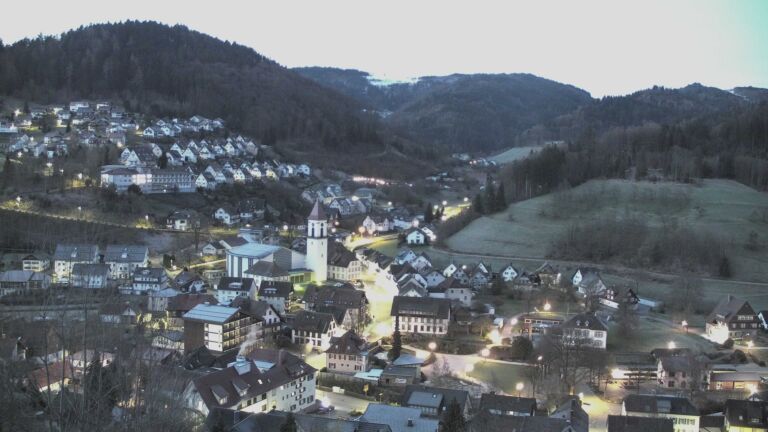 Dieses Bild zeigt eine Webcam-Aufnahme von Ottenhöfen, aufgenommen am Samstag, den 28.03.2026 um 05:40 Uhr