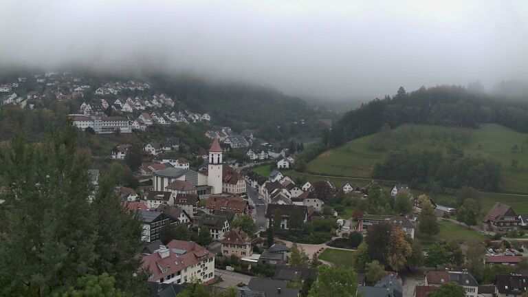 Dieses Bild zeigt eine Webcam-Aufnahme von Ottenhöfen, aufgenommen am Sonntag, den 18.10.2026 um 12:50 Uhr