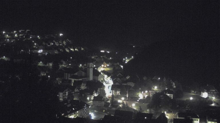 Dieses Bild zeigt eine Webcam-Aufnahme von Ottenhöfen, aufgenommen am Donnerstag, den 07.05.2026 um 01:00 Uhr