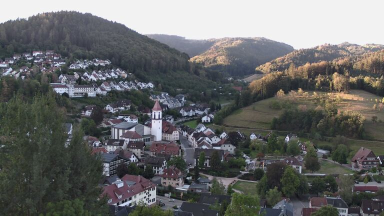 Dieses Bild zeigt eine Webcam-Aufnahme von Ottenhöfen, aufgenommen am Freitag, den 04.09.2026 um 07:50 Uhr