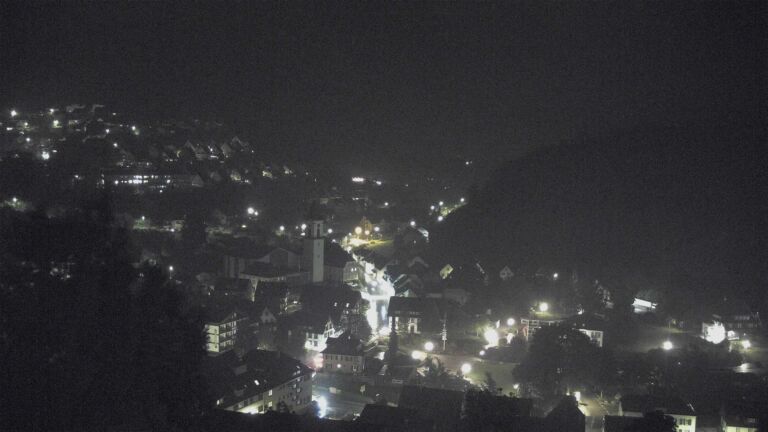 Dieses Bild zeigt eine Webcam-Aufnahme von Ottenhöfen, aufgenommen am Mittwoch, den 13.05.2026 um 23:30 Uhr