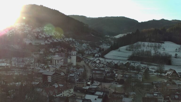 Dieses Bild zeigt eine Webcam-Aufnahme von Ottenhöfen, aufgenommen am Donnerstag, den 01.01.2026 um 09:20 Uhr