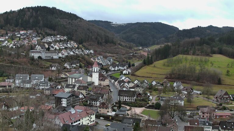 Dieses Bild zeigt eine Webcam-Aufnahme von Ottenhöfen, aufgenommen am Montag, den 16.02.2026 um 08:40 Uhr