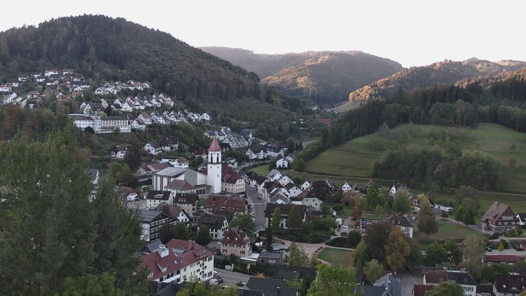 Dieses Bild zeigt eine Webcam-Aufnahme von Ottenhöfen, aufgenommen am Dienstag, den 06.10.2026 um 08:20 Uhr