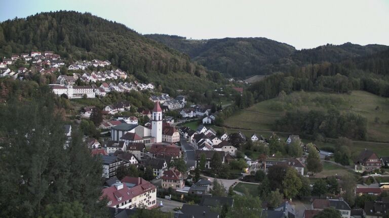 Dieses Bild zeigt eine Webcam-Aufnahme von Ottenhöfen, aufgenommen am Montag, den 14.09.2026 um 20:00 Uhr