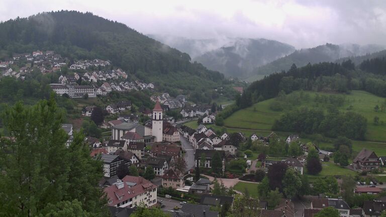 Dieses Bild zeigt eine Webcam-Aufnahme von Ottenhöfen, aufgenommen am Donnerstag, den 07.05.2026 um 09:00 Uhr
