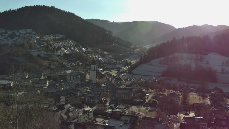 Dieses Bild zeigt eine Webcam-Aufnahme von Ottenhöfen, aufgenommen am Mittwoch, den 31.12.2025 um 12:30 Uhr