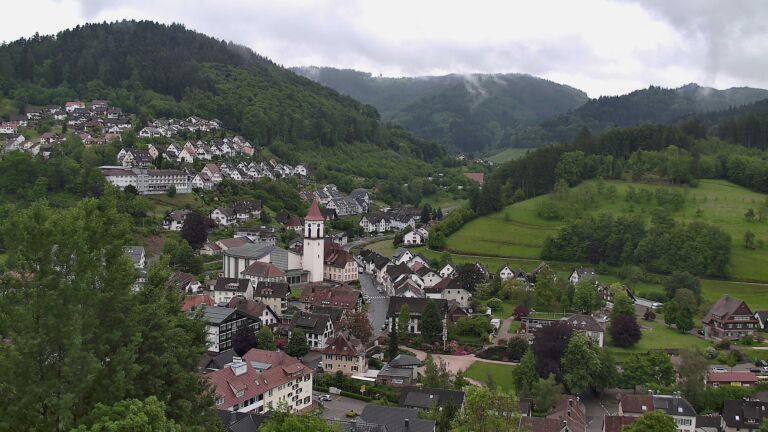 Dieses Bild zeigt eine Webcam-Aufnahme von Ottenhöfen, aufgenommen am Samstag, den 16.05.2026 um 09:50 Uhr