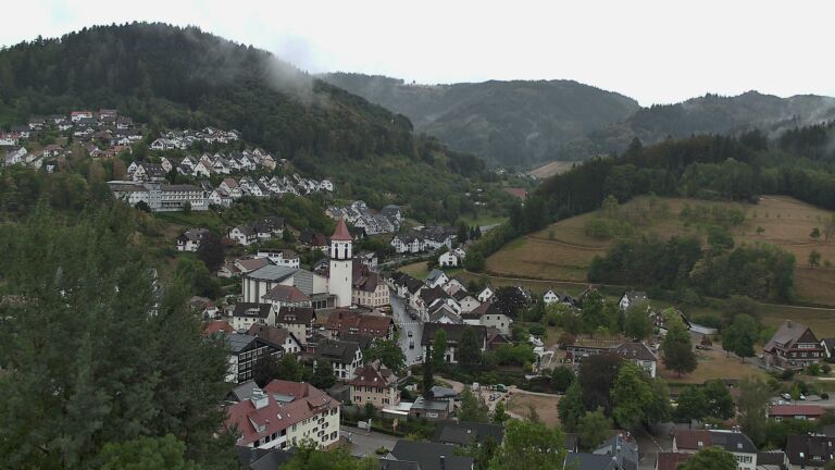 Dieses Bild zeigt eine Webcam-Aufnahme von Ottenhöfen, aufgenommen am Freitag, den 21.08.2026 um 15:20 Uhr