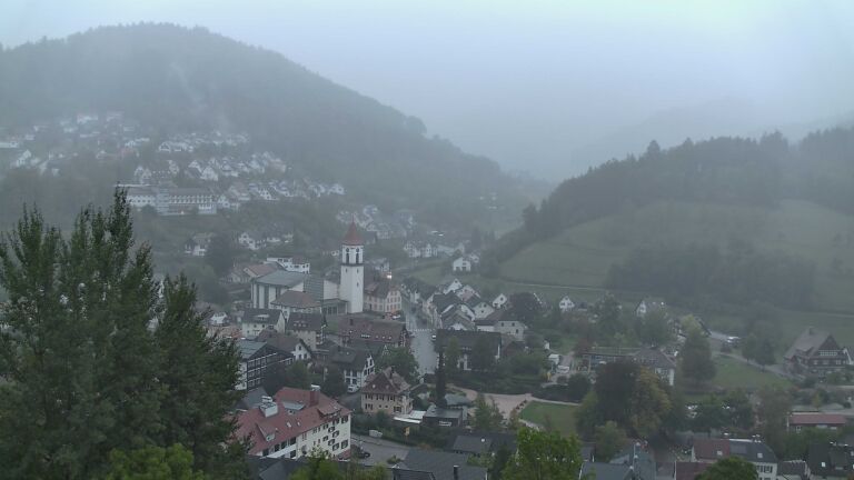 Dieses Bild zeigt eine Webcam-Aufnahme von Ottenhöfen, aufgenommen am Samstag, den 10.10.2026 um 08:10 Uhr