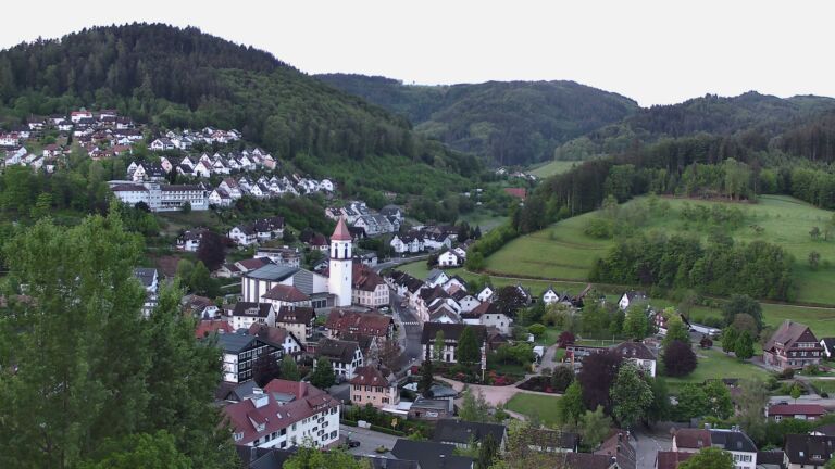 Dieses Bild zeigt eine Webcam-Aufnahme von Ottenhöfen, aufgenommen am Mittwoch, den 06.05.2026 um 06:00 Uhr