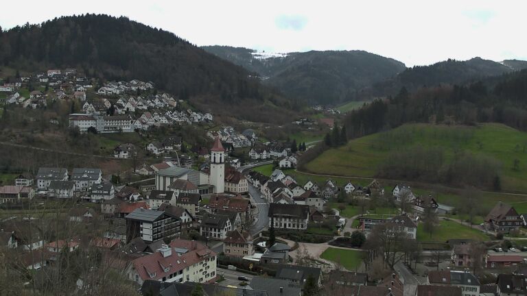 Dieses Bild zeigt eine Webcam-Aufnahme von Ottenhöfen, aufgenommen am Dienstag, den 31.03.2026 um 14:00 Uhr