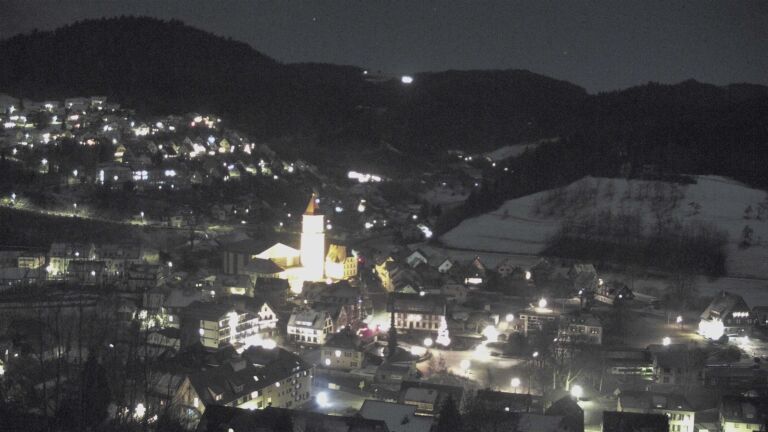 Dieses Bild zeigt eine Webcam-Aufnahme von Ottenhöfen, aufgenommen am Mittwoch, den 31.12.2025 um 23:00 Uhr