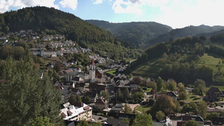 Dieses Bild zeigt eine Webcam-Aufnahme von Ottenhöfen, aufgenommen am Mittwoch, den 14.10.2026 um 14:50 Uhr