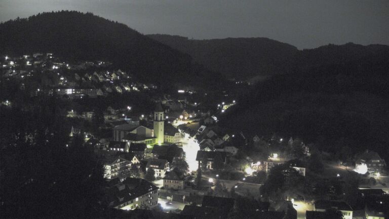 Dieses Bild zeigt eine Webcam-Aufnahme von Ottenhöfen, aufgenommen am Donnerstag, den 27.08.2026 um 22:30 Uhr
